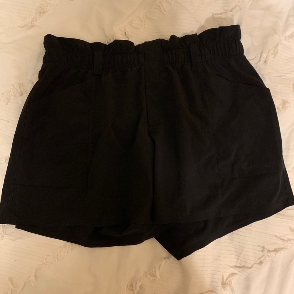 Athleta black shorts